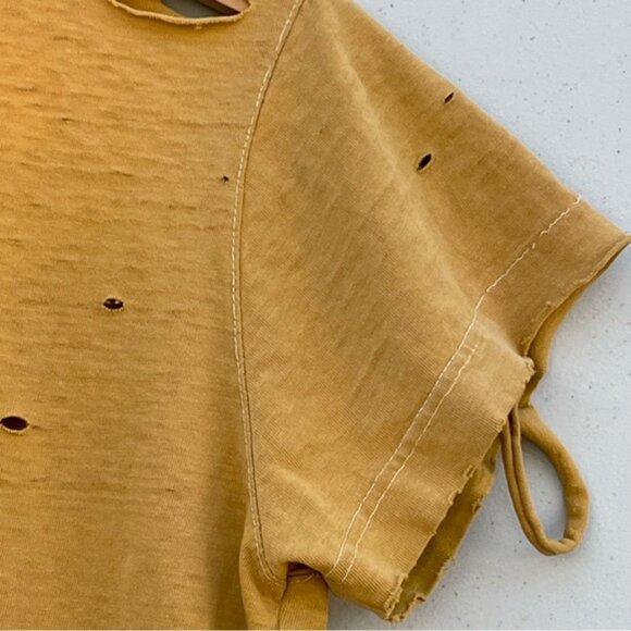 Gap Yellow Turmeric Women's Distressed V-neck T-shirt Size Med - Picture 6 of 9